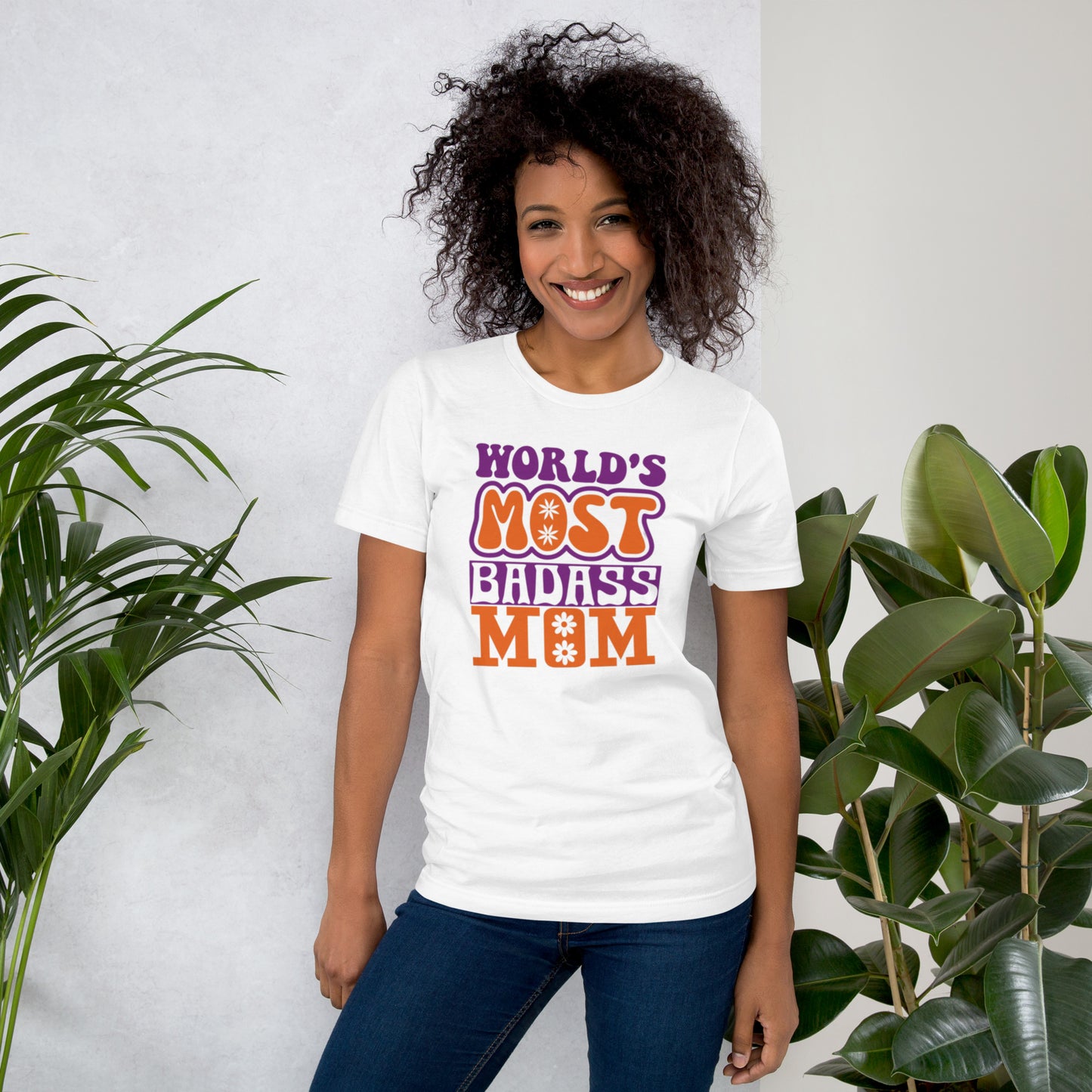World's Most Badass Mom Unisex t-shirt