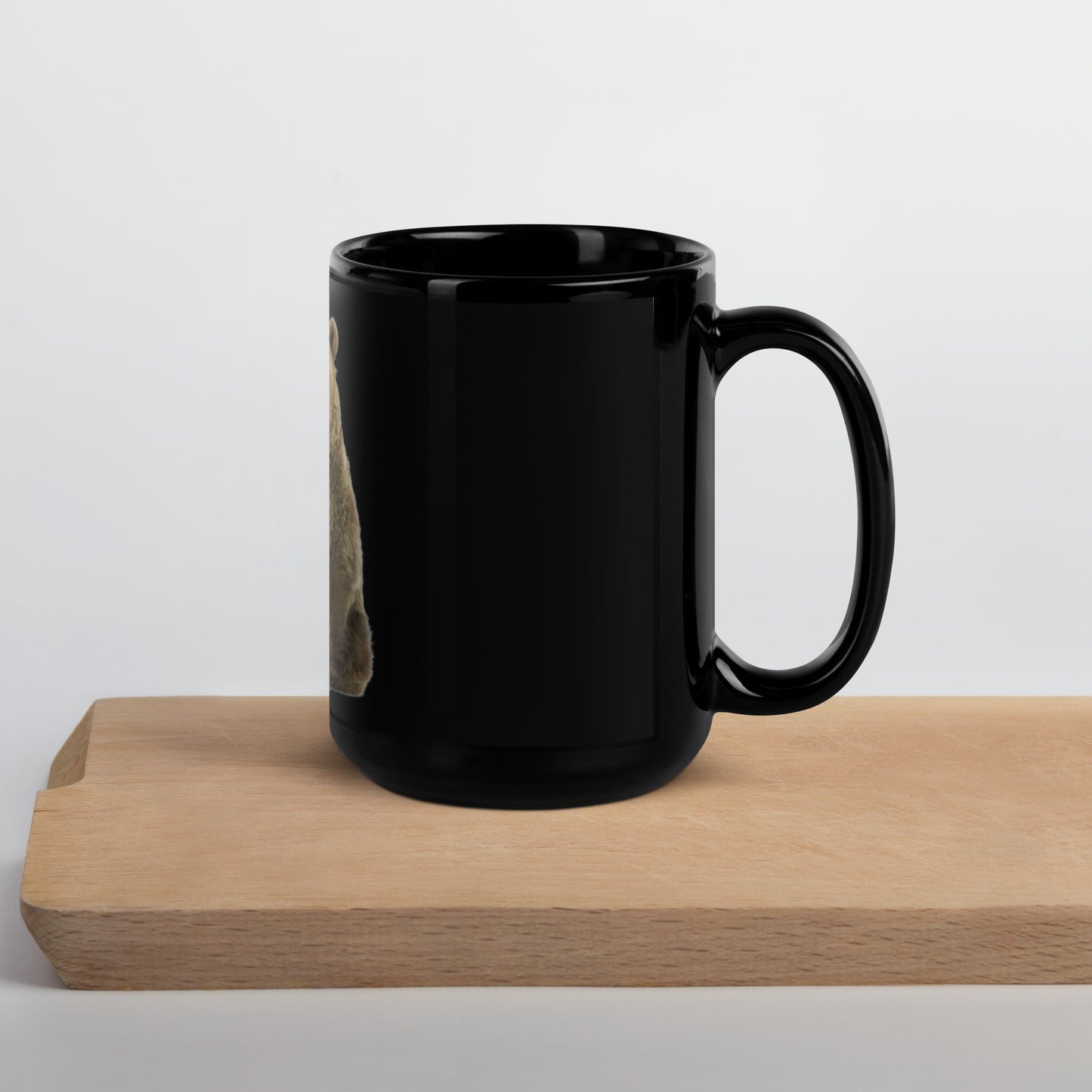 Sitting Grizzly Black Glossy Mug