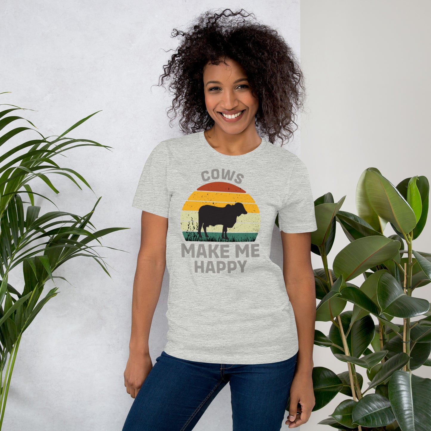 Cows Make Me Happy Unisex t-shirt