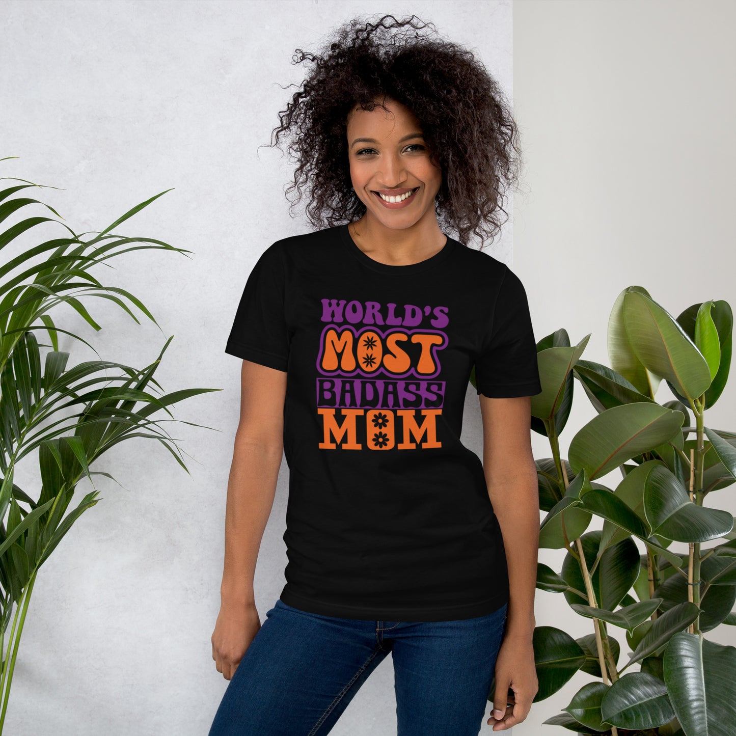 World's Most Badass Mom Unisex t-shirt